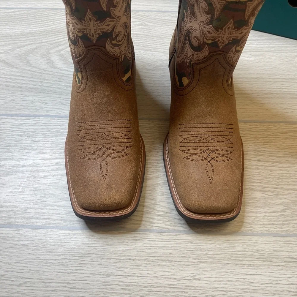 Ariat lonestar square